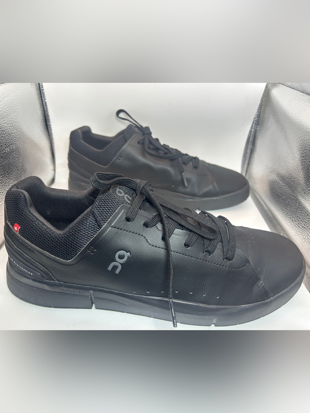 On Cloud Shoes Sneakers Mens The Roger Advantage Size 13 Triple Black Athletic - Picture 2 of 16
